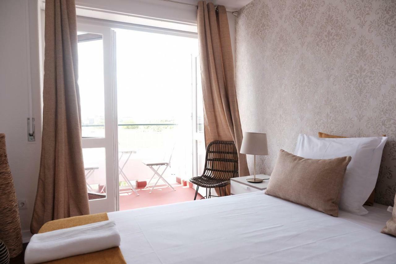 4U Lisbon Suites & Guesthouse VII Airport Exterior photo
